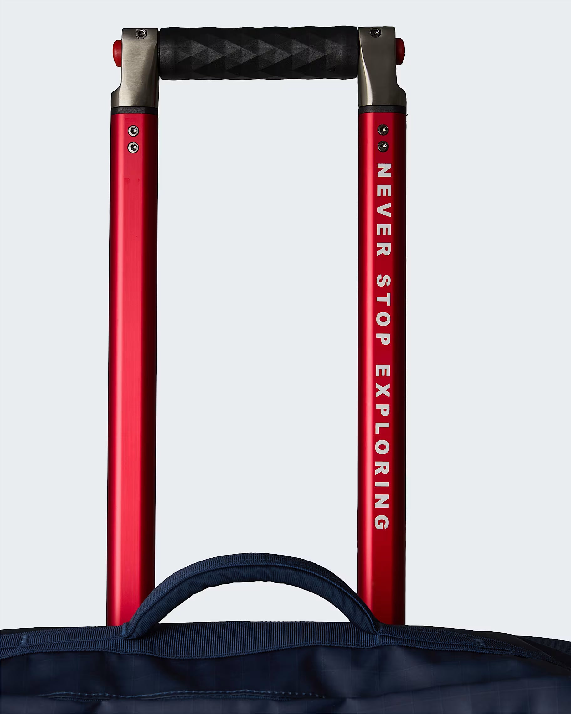 The North Face Base Camp Voyager Rolling Thunder 29