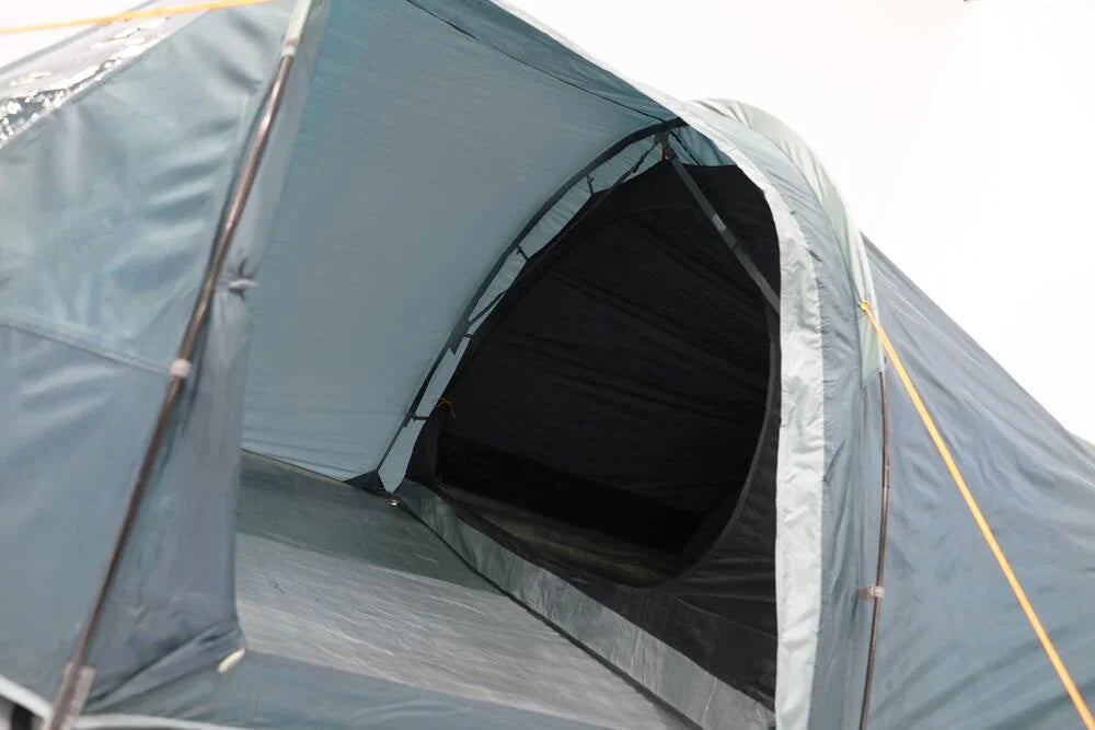 Vango Skye 400 Pole Tent