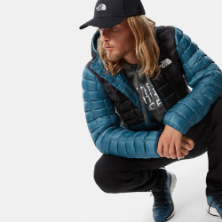 The north face top men's thermoball super hoodie